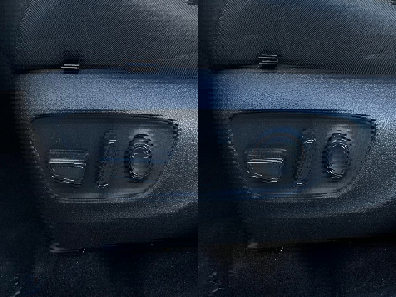 Used 2025 Toyota RAV4 XLE image 11