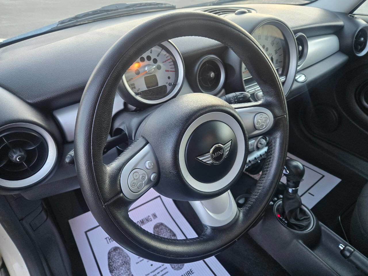 Used 2010 MINI Cooper Hardtop image 20