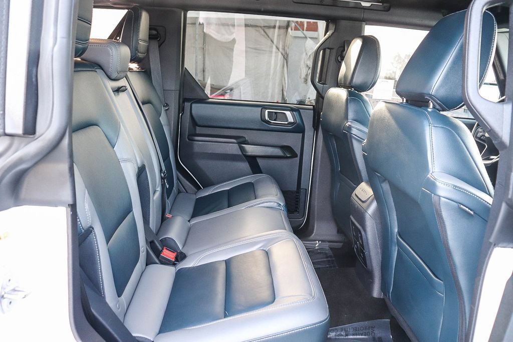 Used 2024 Ford Bronco Outer Banks AWD/4WD image 20