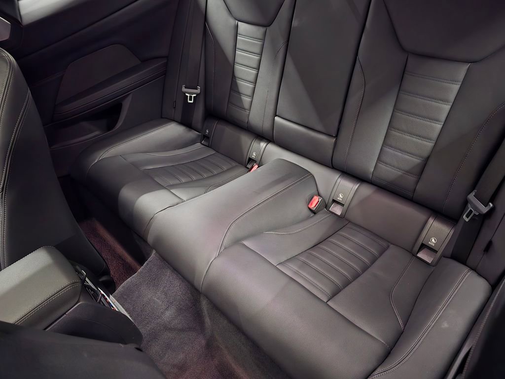 Used 2023 BMW 440i xDrive Coupe w/ Premium Package image 31
