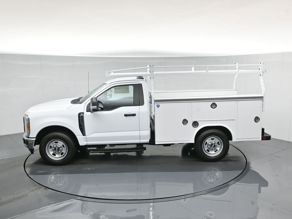 New 2026 Ford F350 XL w/ XL Chrome Package image 51