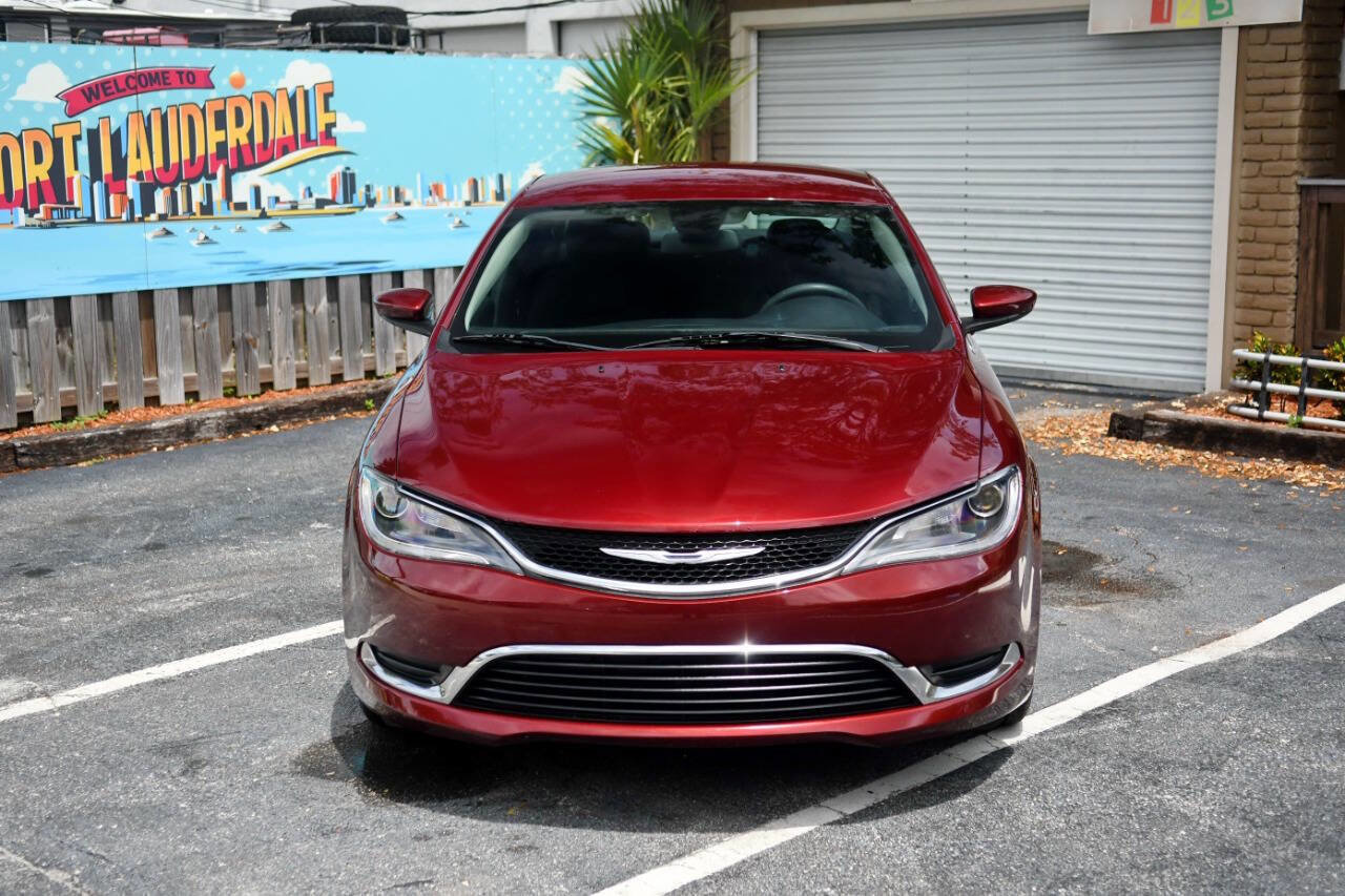 Used 2015 Chrysler 200 Limited image 2