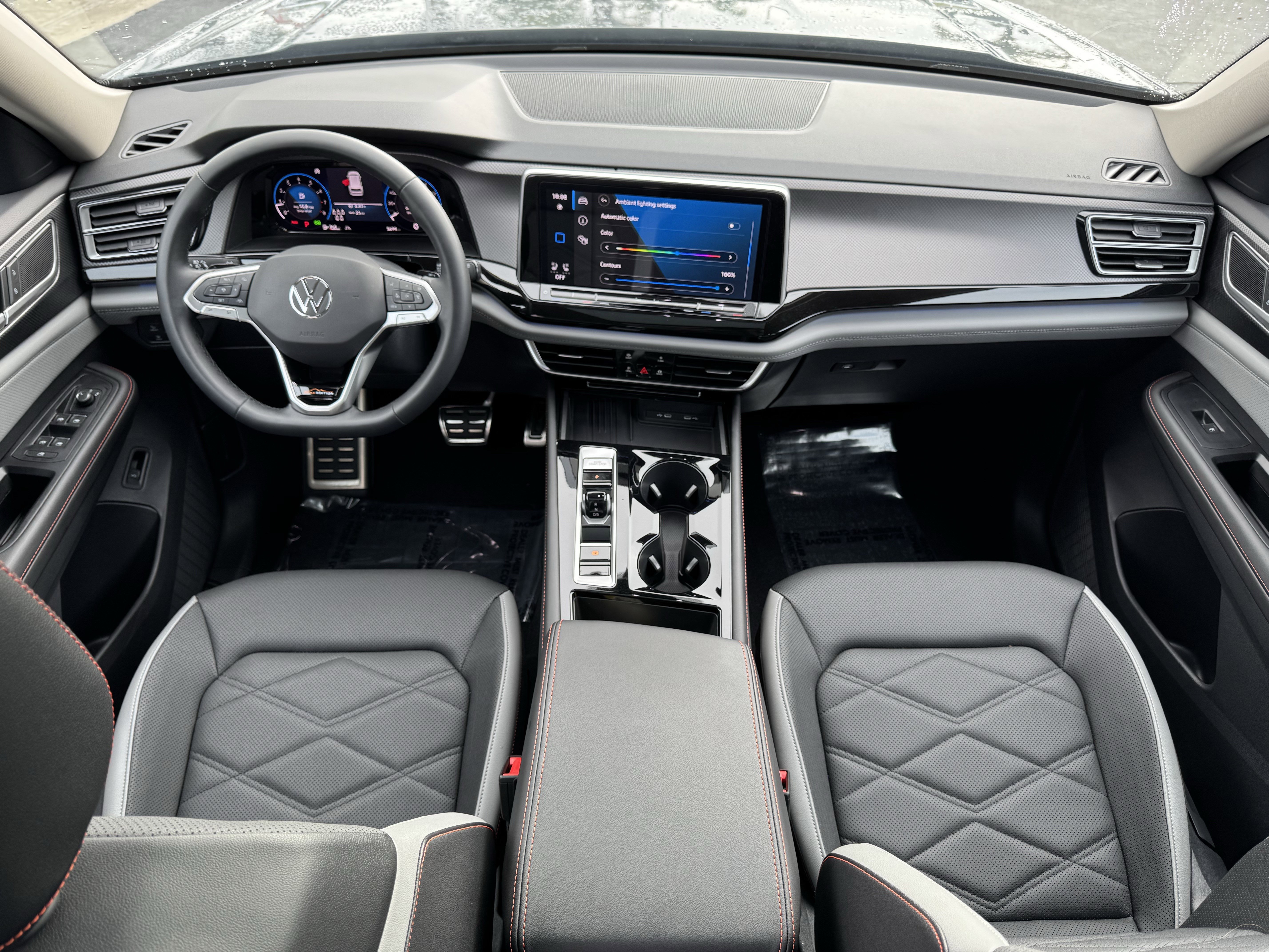 Used 2025 Volkswagen Atlas Peak Edition SE image 33