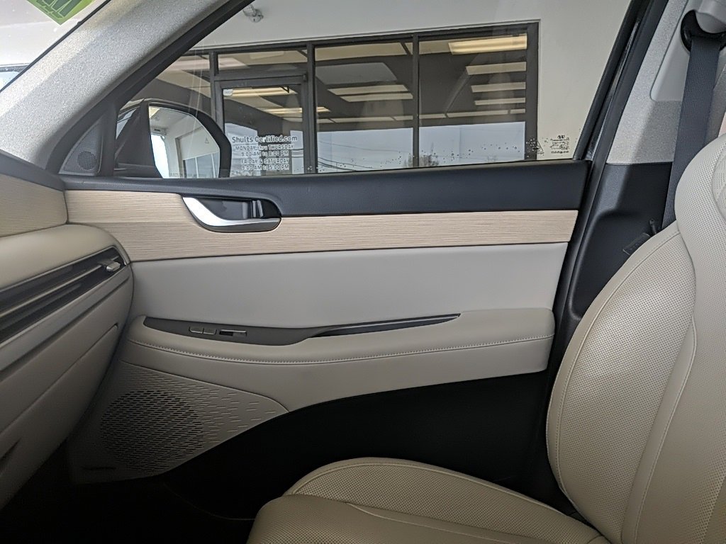 Used 2023 Hyundai Palisade Limited image 25