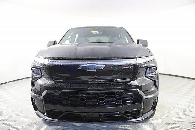 New 2024 Chevrolet Silverado EV RST image 2