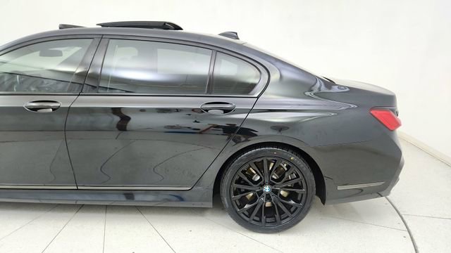 Used 2022 BMW 750i xDrive w/ Executive Package AWD/4WD image 10