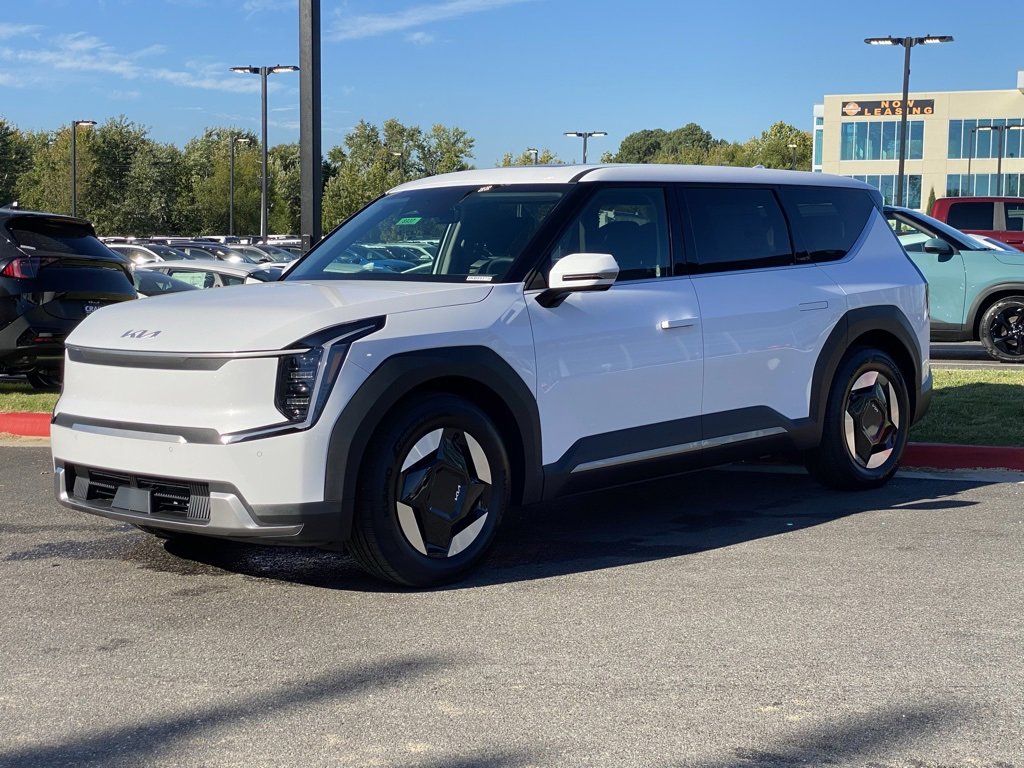 New 2026 Kia EV9 Light image 2