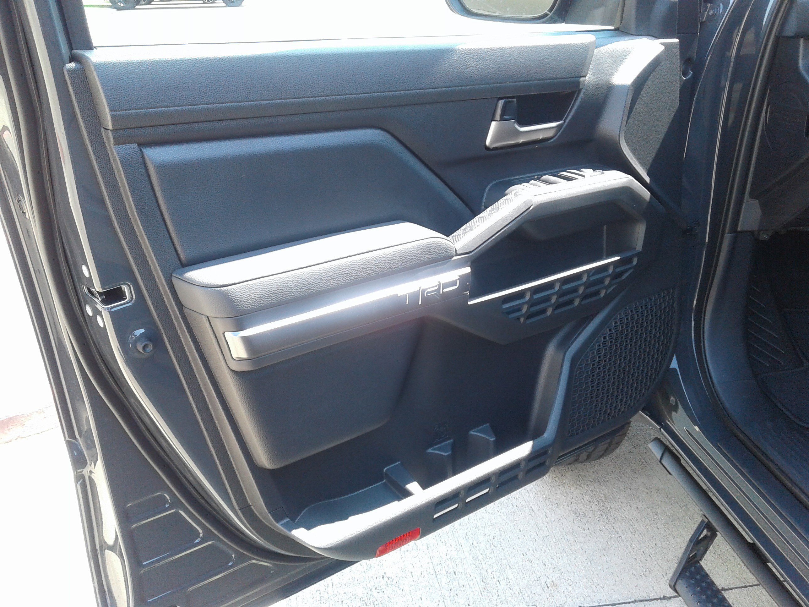 New 2025 Toyota Tacoma TRD Off-Road image 6