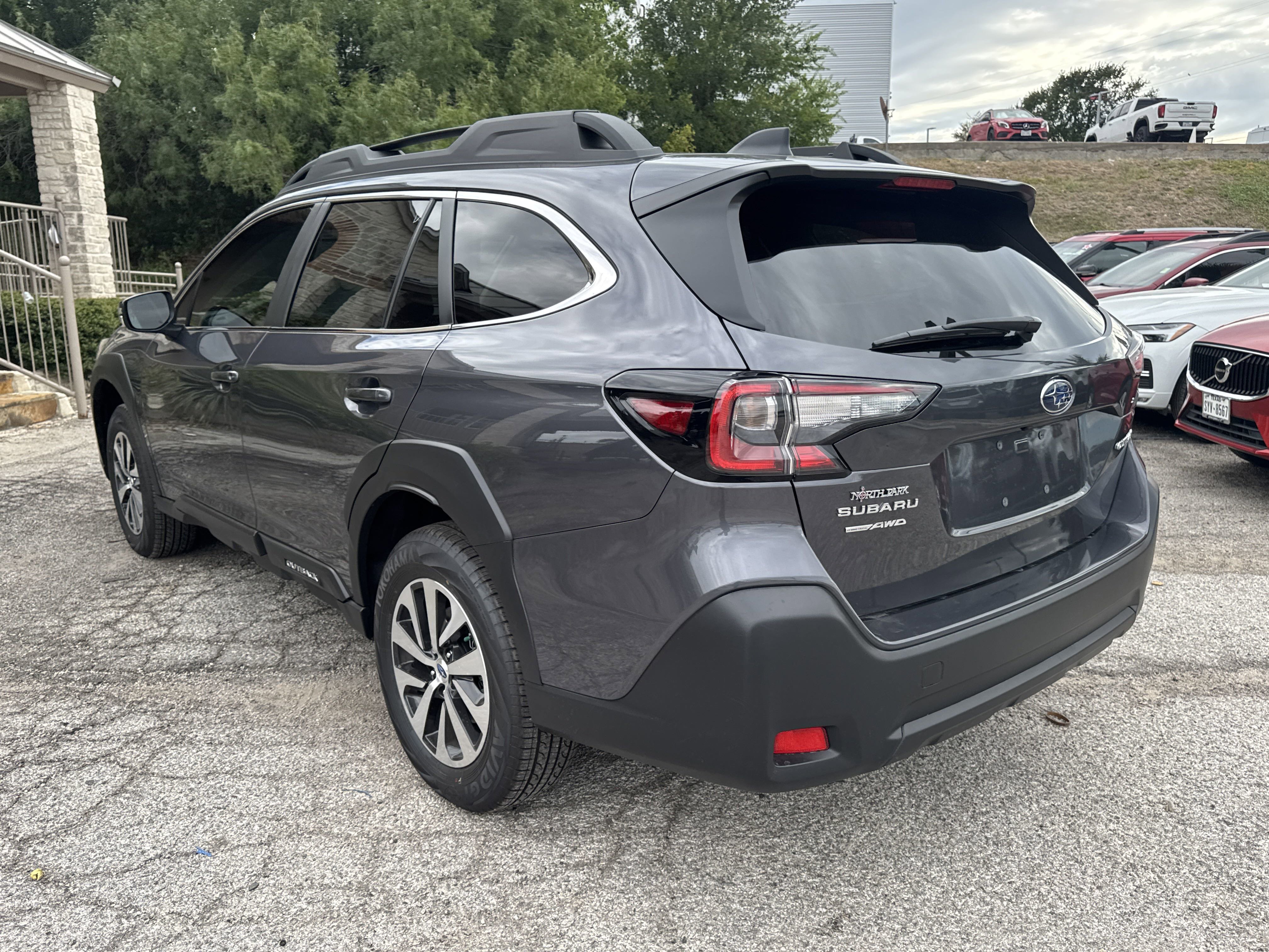 New 2025 Subaru Outback Premium image 5