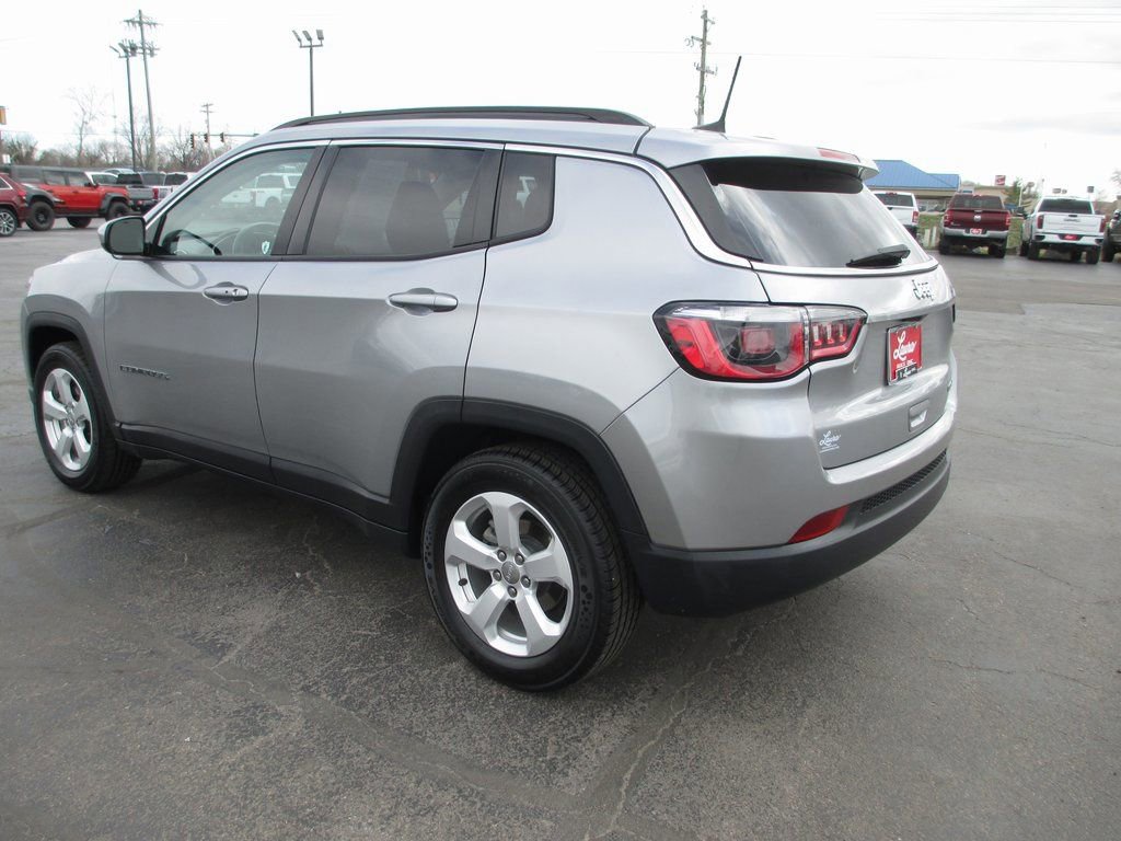 Used 2019 Jeep Compass Latitude image 8