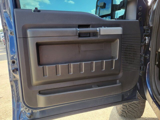 Used 2016 Ford F250 Lariat w/ Lariat Ultimate Package AWD/4WD image 13
