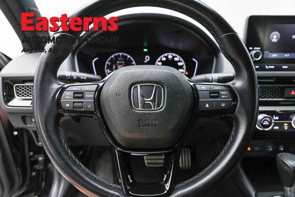 Used 2025 Honda Civic Sport image 10
