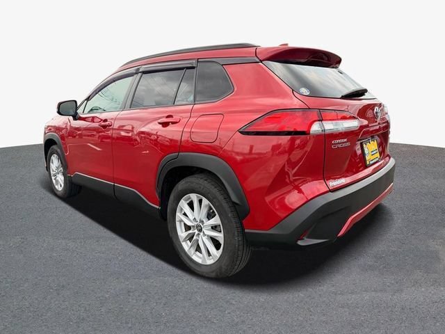 Used 2022 Toyota Corolla Cross LE w/ Moonroof Package AWD/4WD image 2
