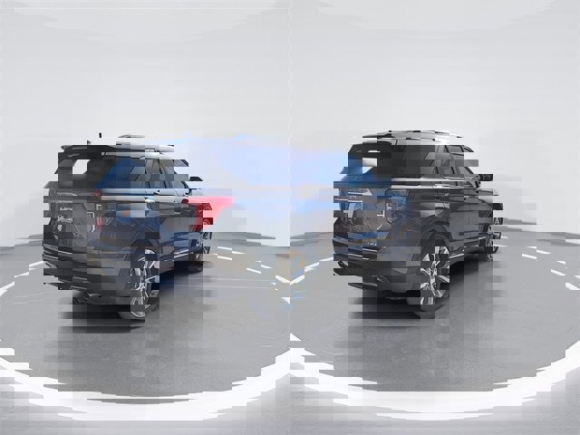 Used 2023 Ford Explorer Platinum w/ Technology Package image 8