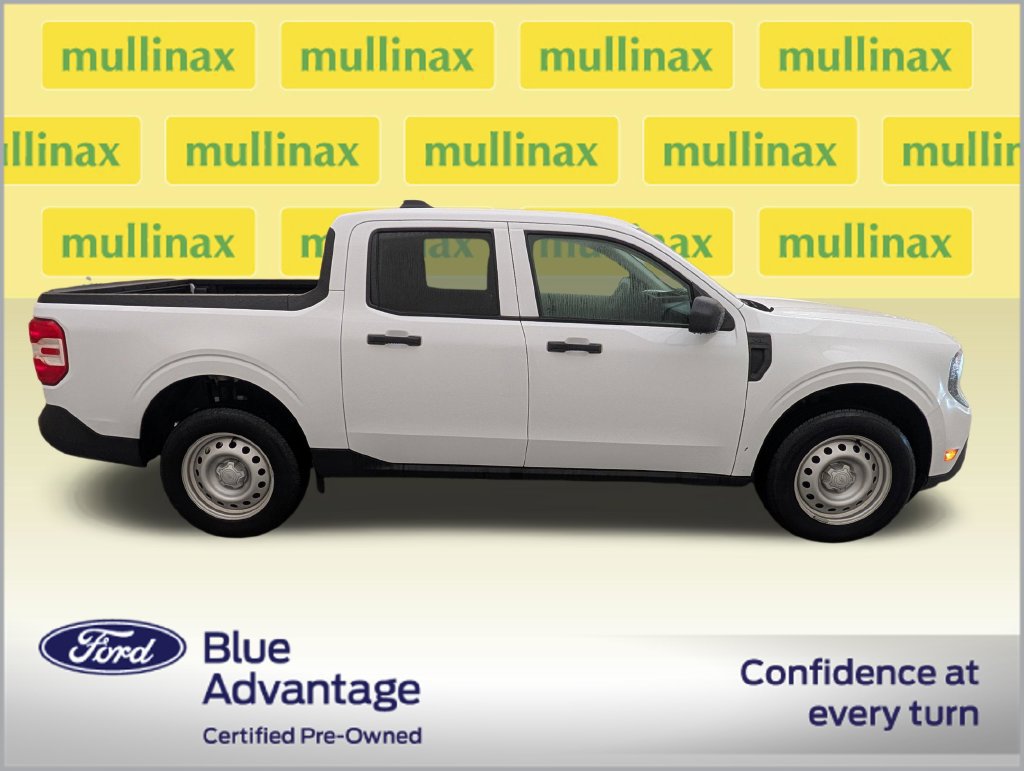 Used 2025 Ford Maverick XL w/ Equipment Group 102A AWD/4WD image 2