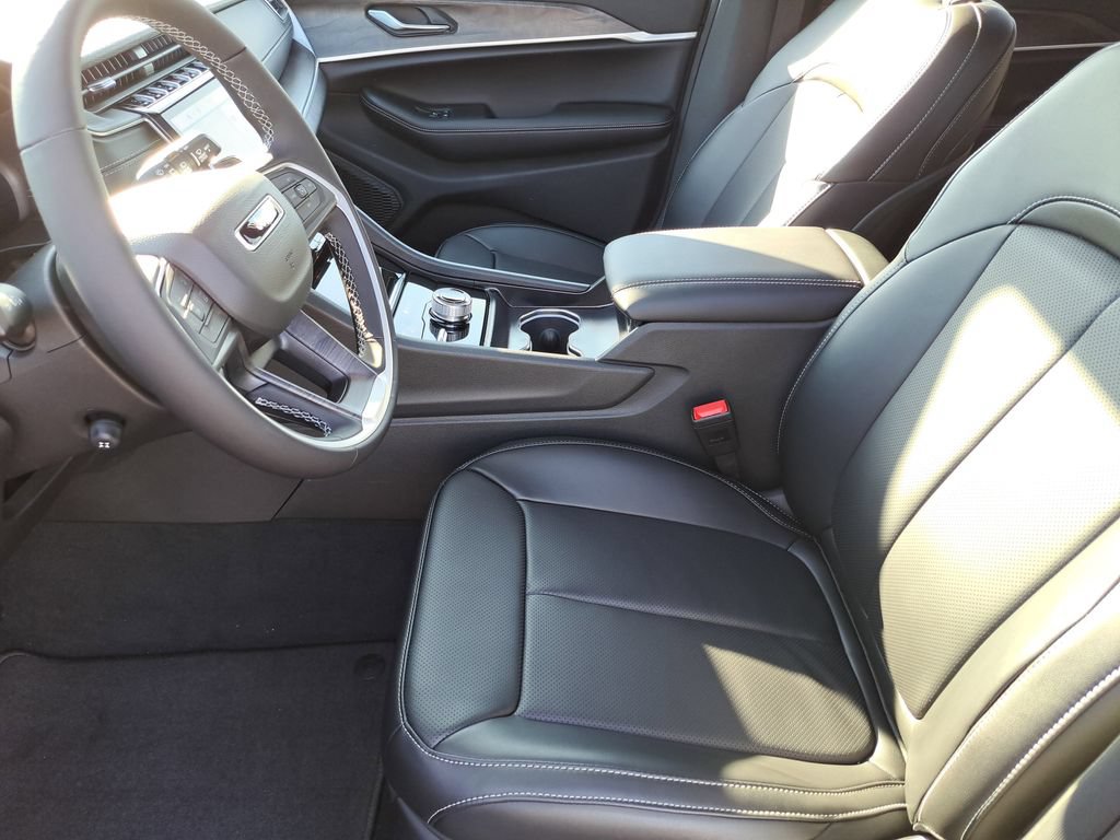 New 2025 Jeep Grand Cherokee Limited w/ Luxury Tech Group II AWD/4WD image 16
