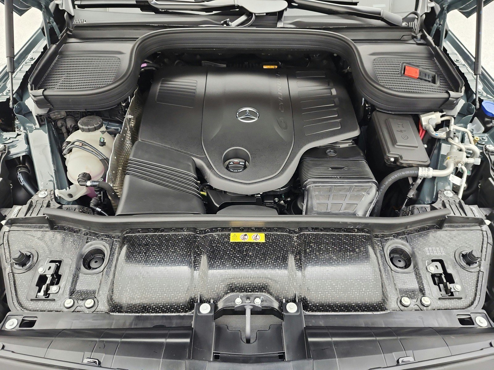 New 2027 Mercedes-Benz GLS 450 4MATIC image 12