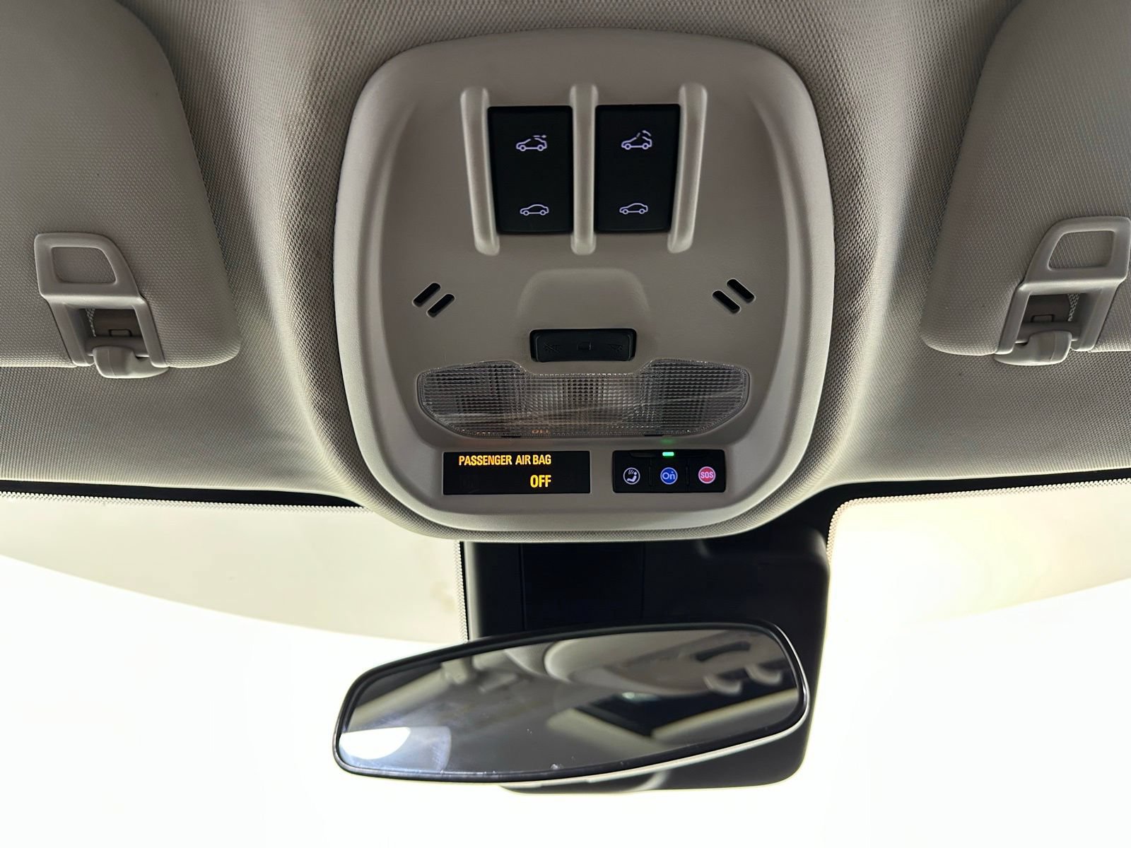 Used 2025 Chevrolet Trax ACTIV w/ Sunroof Package FWD image 31
