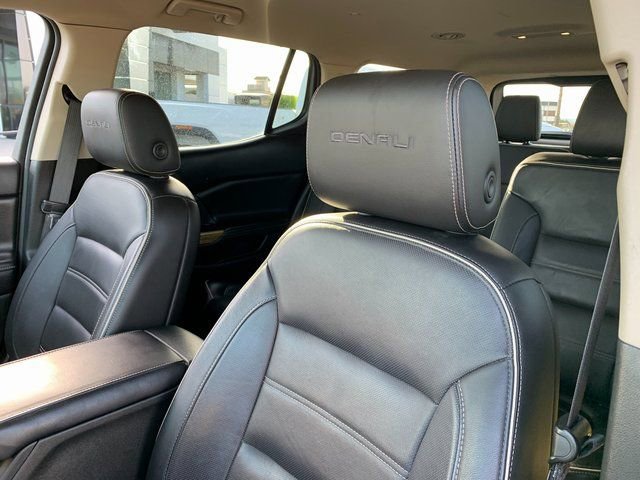 Used 2018 GMC Acadia Denali w/ Technology Package image 22