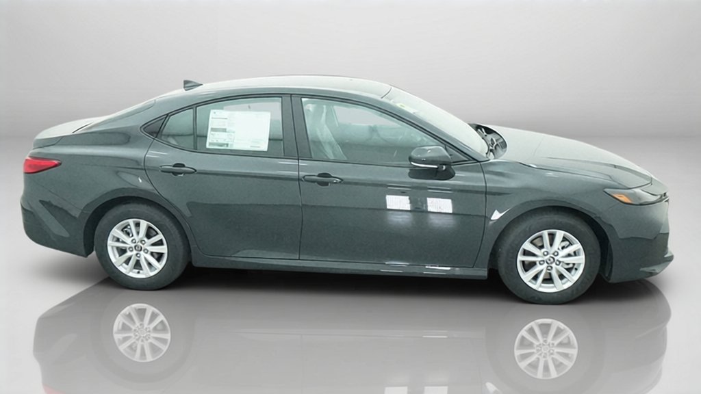 New 2026 Toyota Camry LE FWD image 7