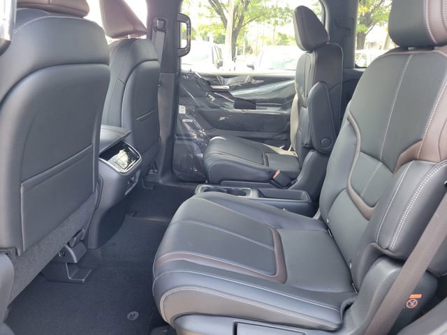 New 2026 Nissan Armada SL w/ Captain's Chari Seat Package image 27