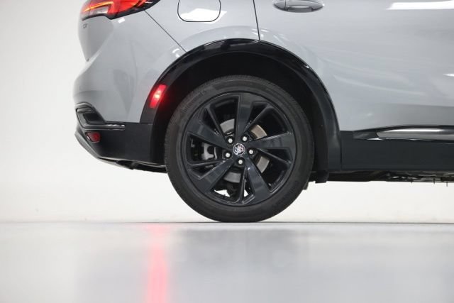 Used 2023 Buick Envision Essence w/ Sport Touring Package AWD/4WD image 17