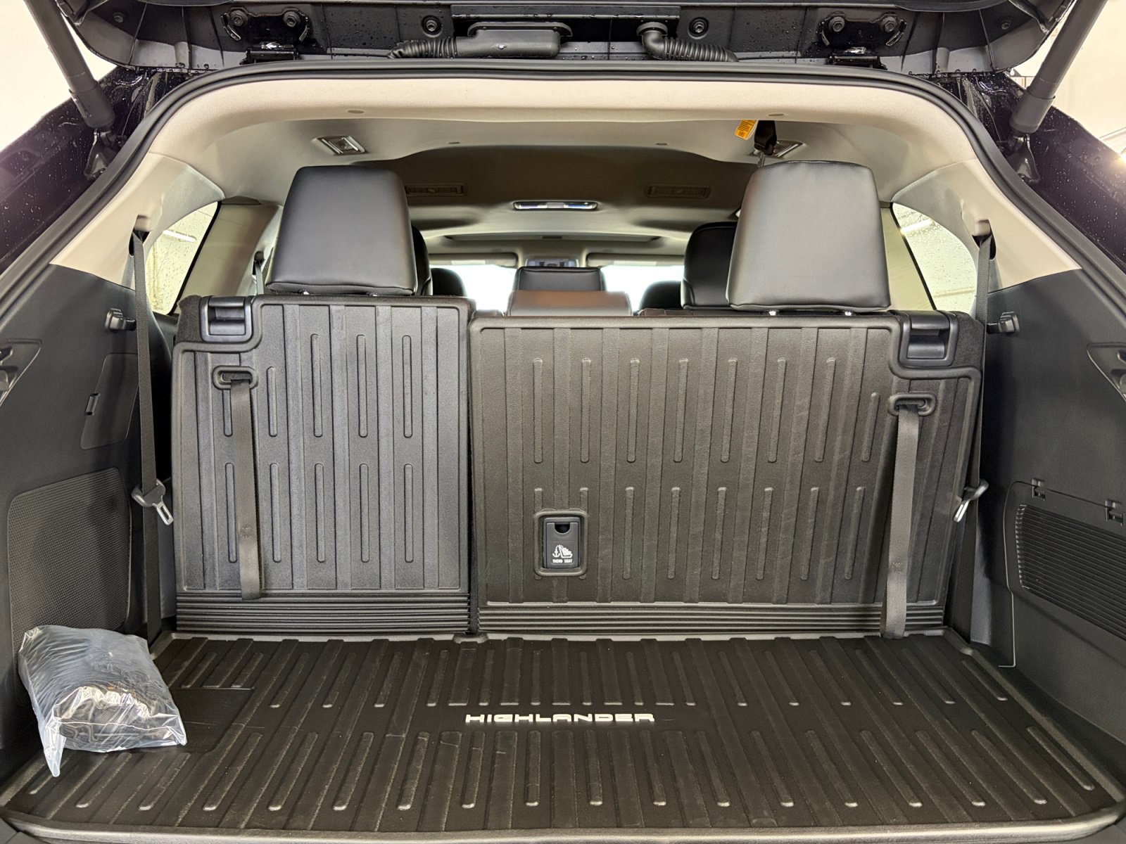 New 2026 Toyota Highlander Limited AWD/4WD image 34