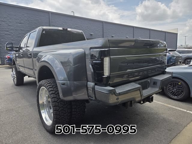 Used 2017 Ford F350 Platinum w/ Platinum Ultimate Package AWD/4WD image 2