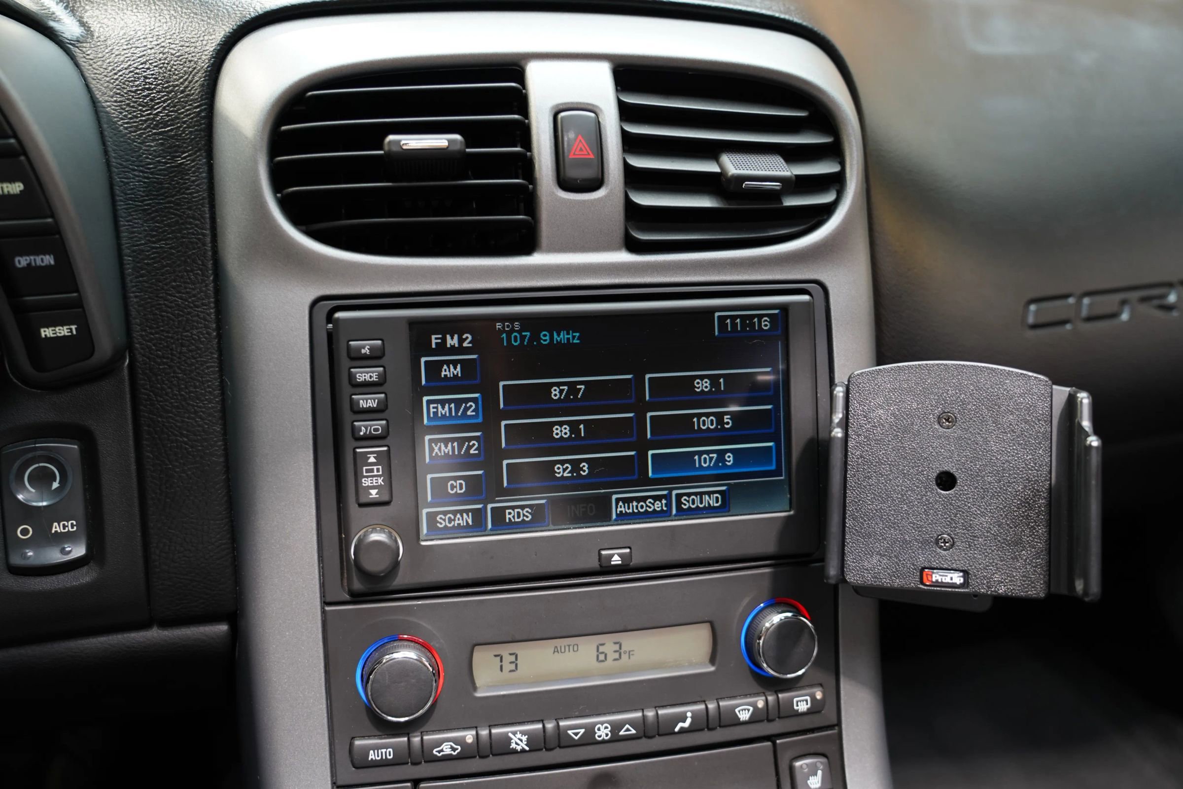 Used 2006 Chevrolet Corvette Coupe w/ Preferred Equipment Group image 59