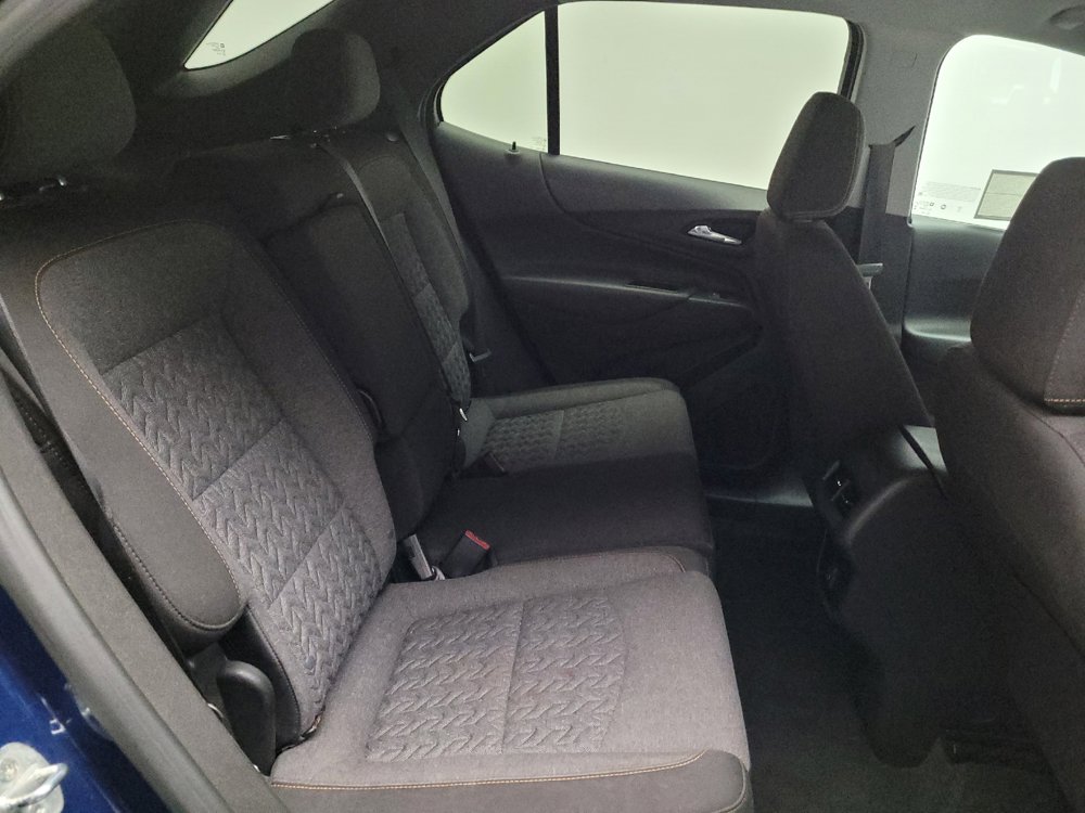 Used 2023 Chevrolet Equinox LT FWD image 19
