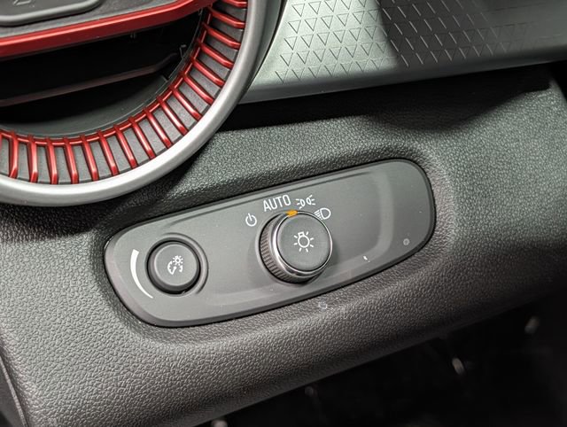 New 2026 Chevrolet Trax RS w/ Driver Confidence Package image 14