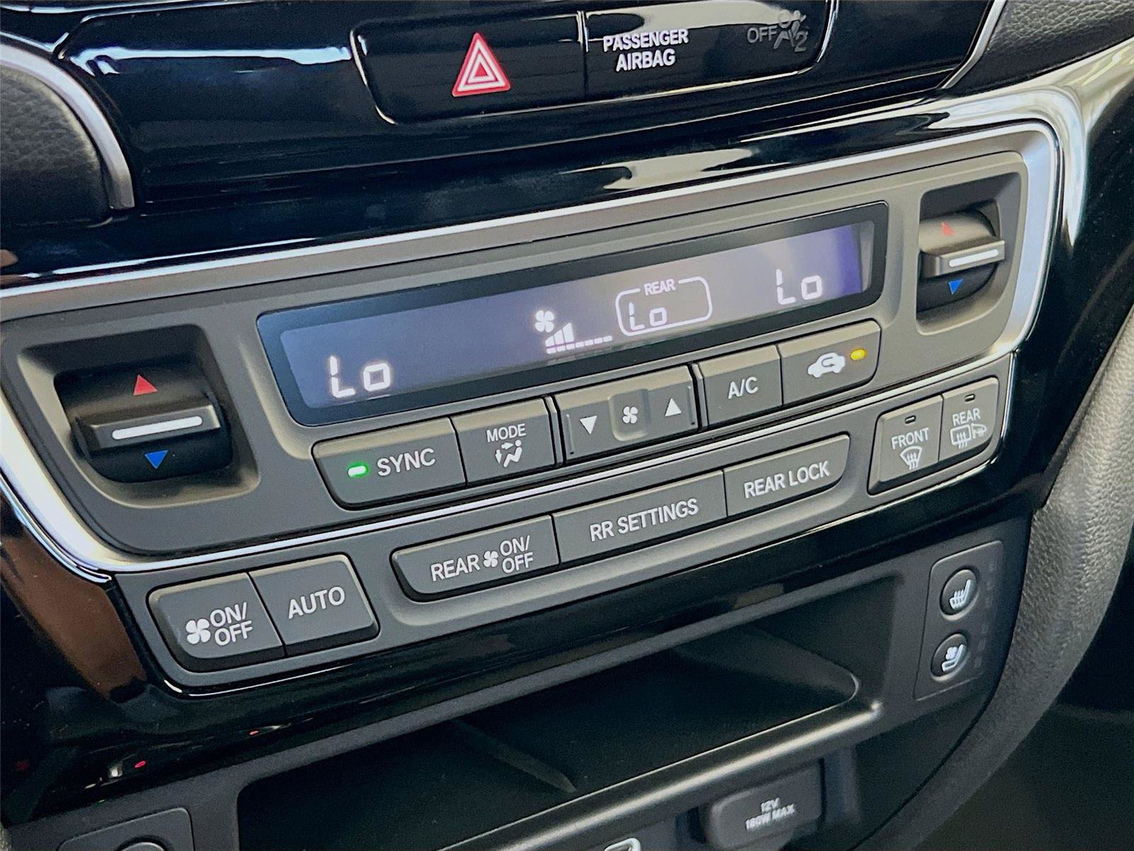 New 2026 Honda Ridgeline Black Edition image 9