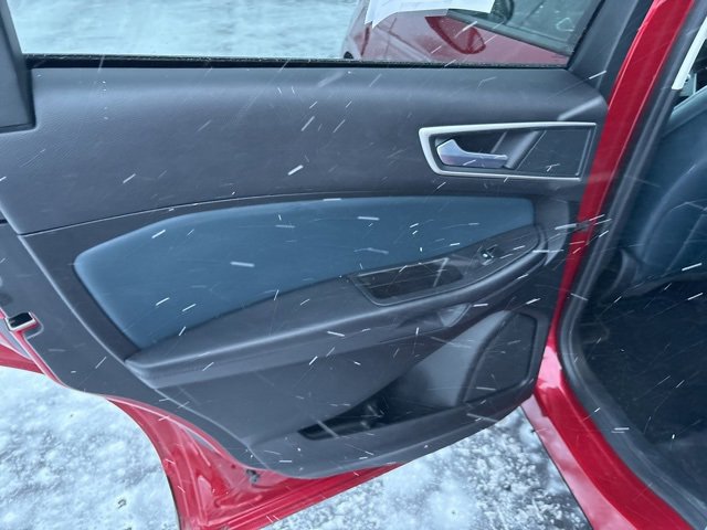 Used 2024 Ford Edge SEL w/ Sport Appearance Package image 22
