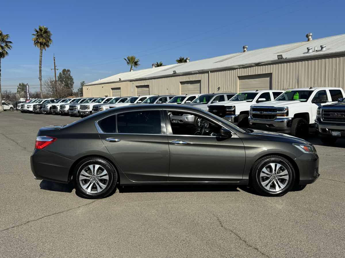 Used 2013 Honda Accord LX image 10