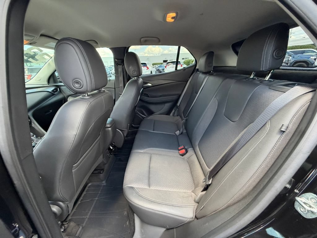 Certified 2023 Buick Encore GX Preferred FWD image 29
