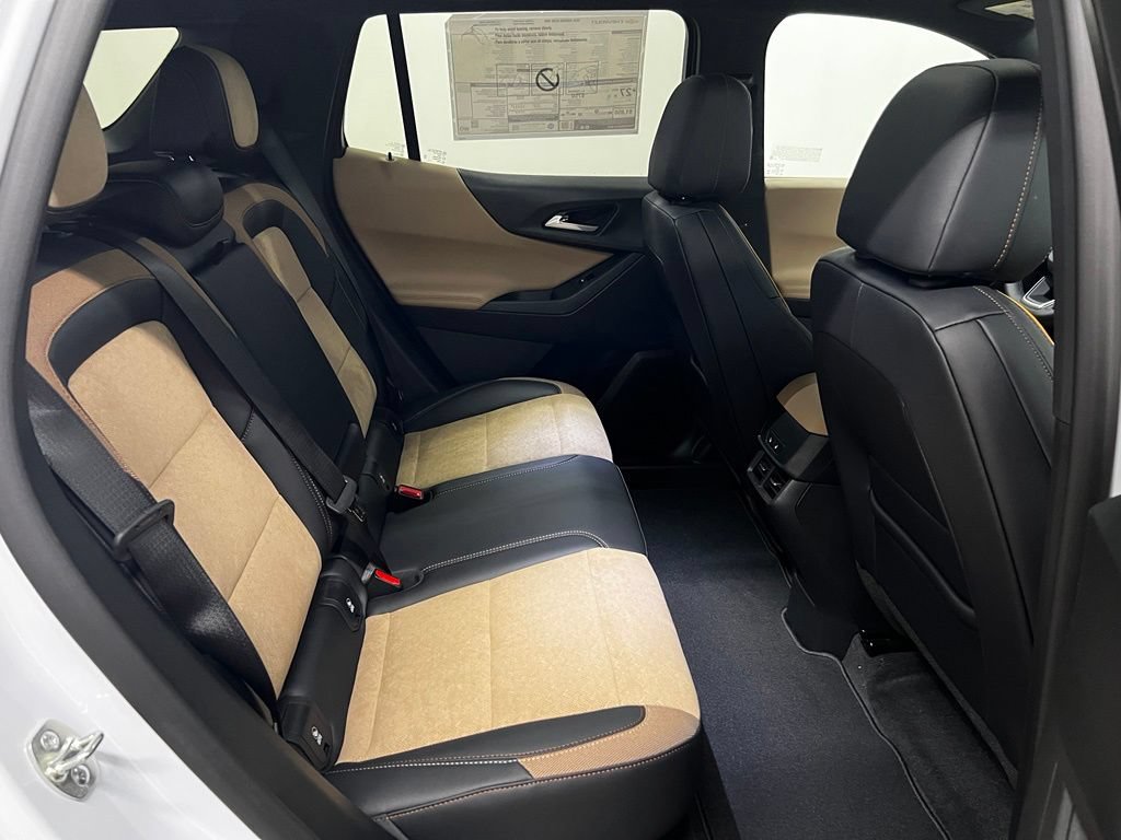 New 2026 Chevrolet Equinox ACTIV w/ Convenience Package III FWD image 38