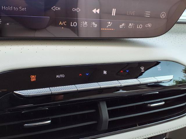 New 2026 Buick Enclave Avenir w/ Super Cruise Package FWD image 8