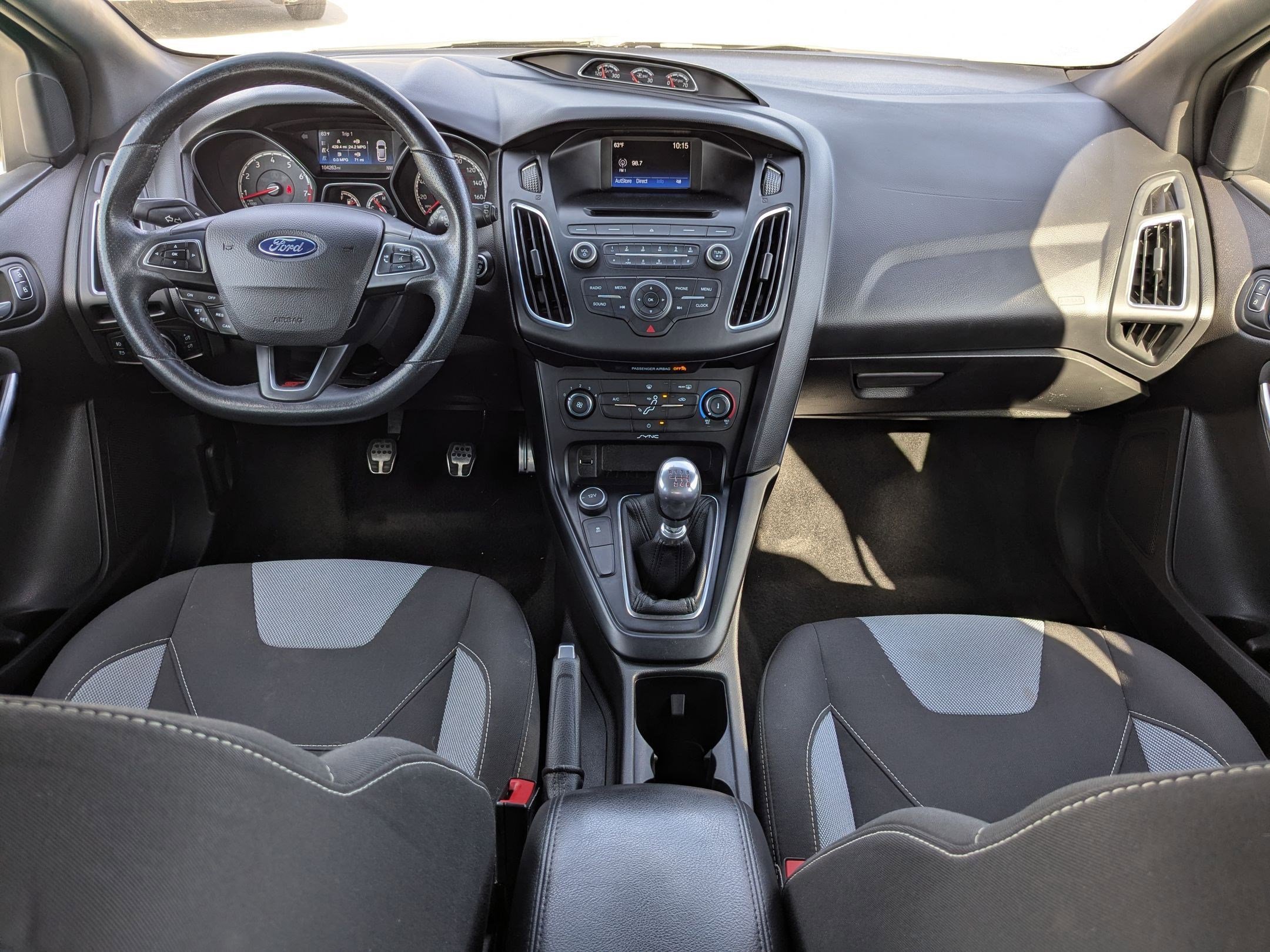 Used 2017 Ford Focus ST image 26