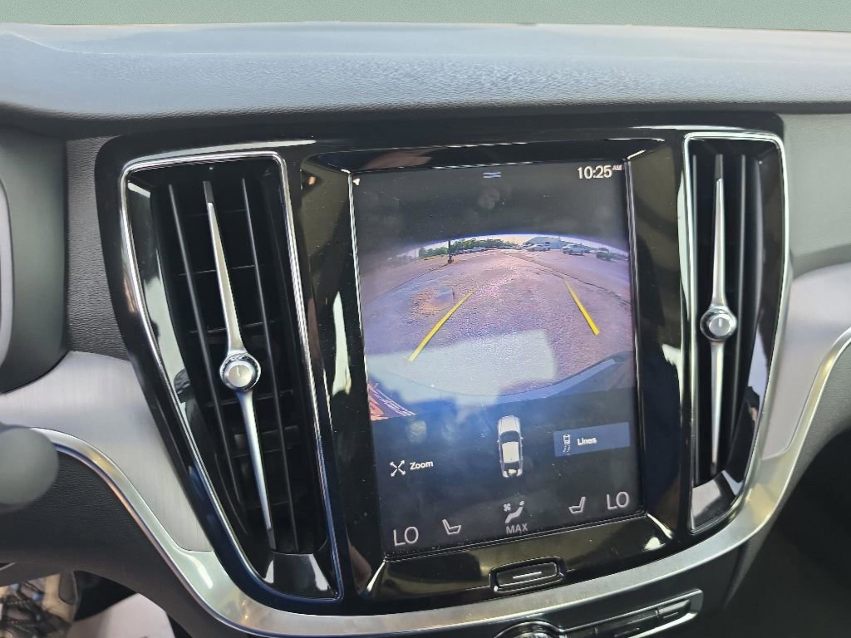 Used 2020 Volvo S60 T5 Momentum FWD image 20