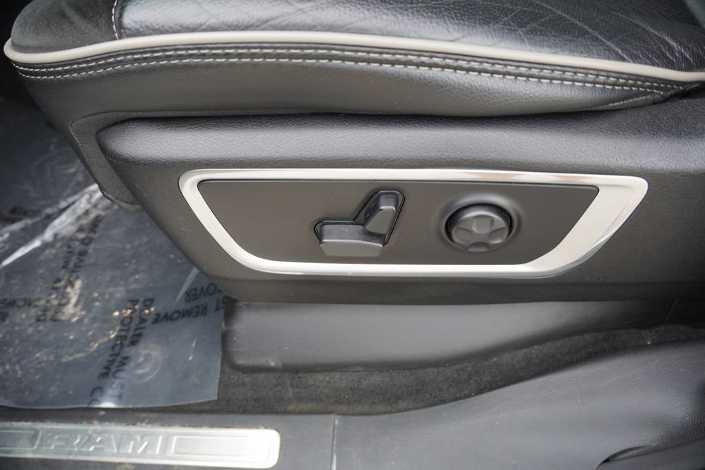 Used 2021 RAM 1500 Laramie AWD/4WD image 23