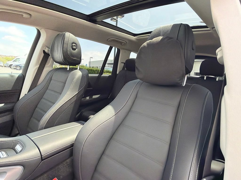 Certified 2026 Mercedes-Benz GLS 450 4MATIC image 21
