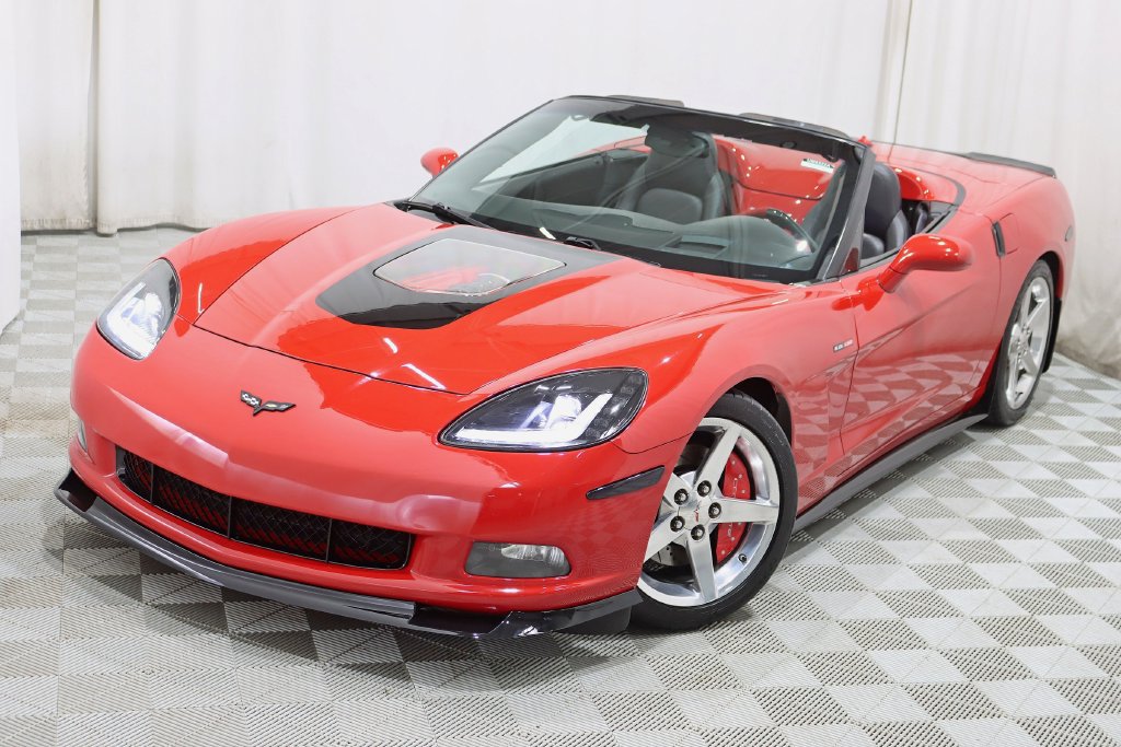 Used 2005 Chevrolet Corvette Convertible w/ Preferred Equipment Group RWD image 5