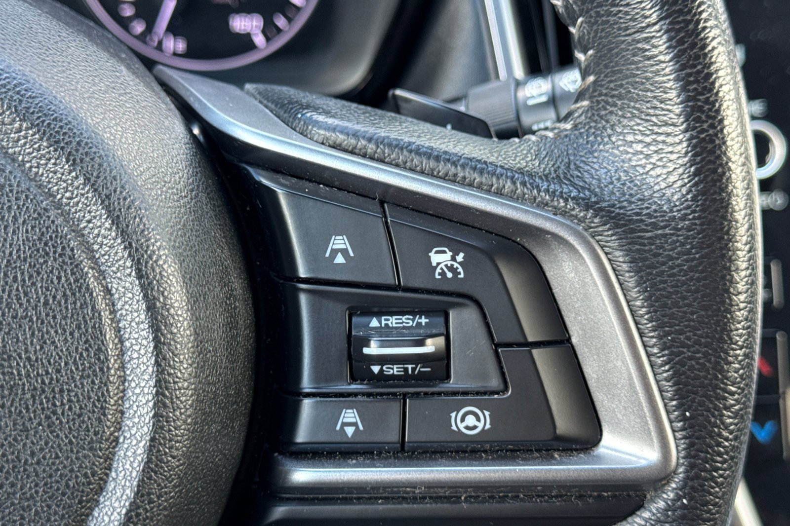 Used 2020 Subaru Outback Premium image 31