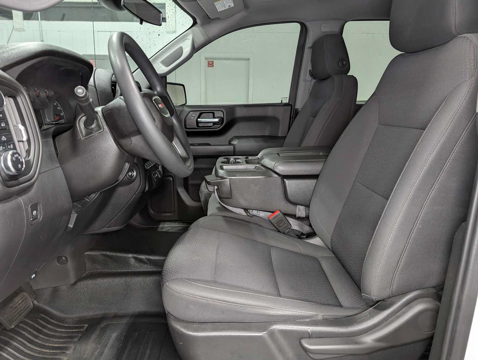 Used 2022 GMC Sierra 1500 Pro w/ Pro Value Package AWD/4WD image 4