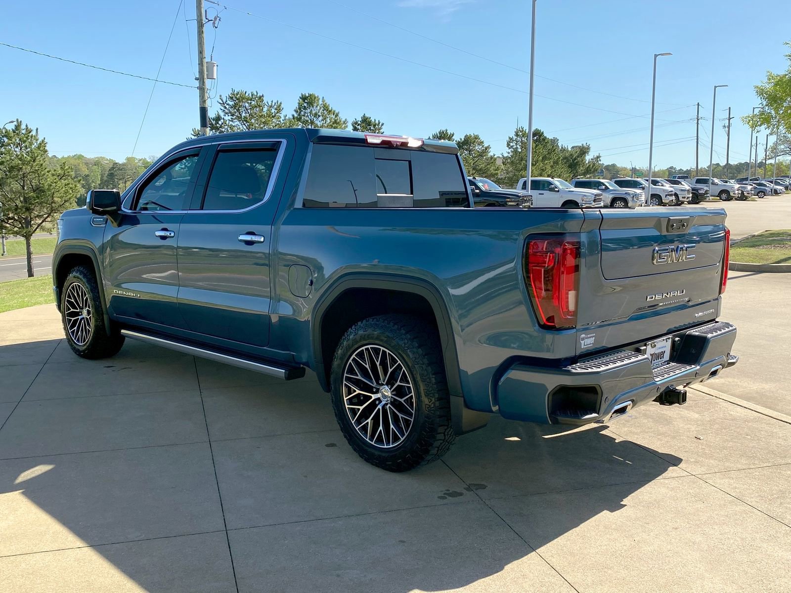 Used 2026 GMC Sierra 1500 Denali Ultimate image 4