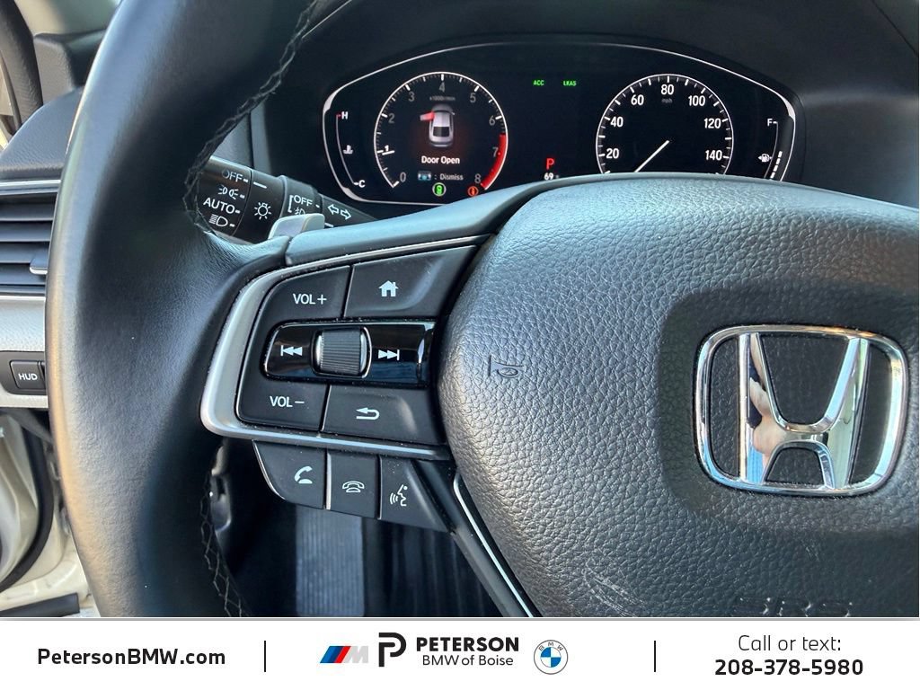 Used 2018 Honda Accord Touring image 27