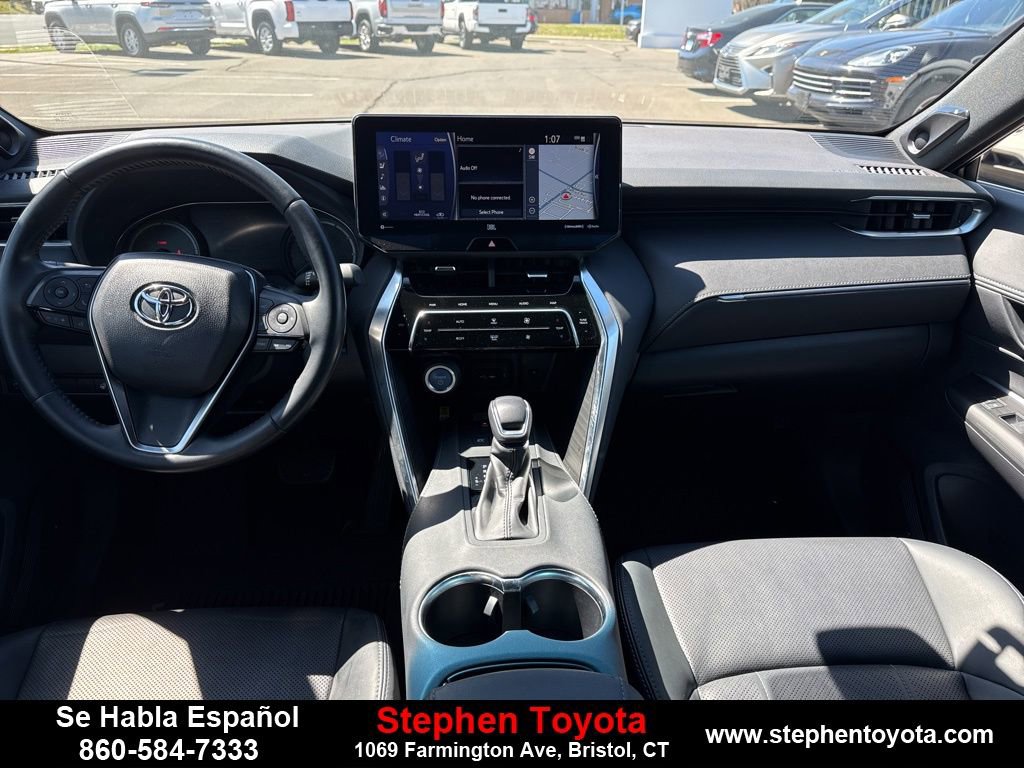 Used 2021 Toyota Venza XLE w/ Softex Package image 11