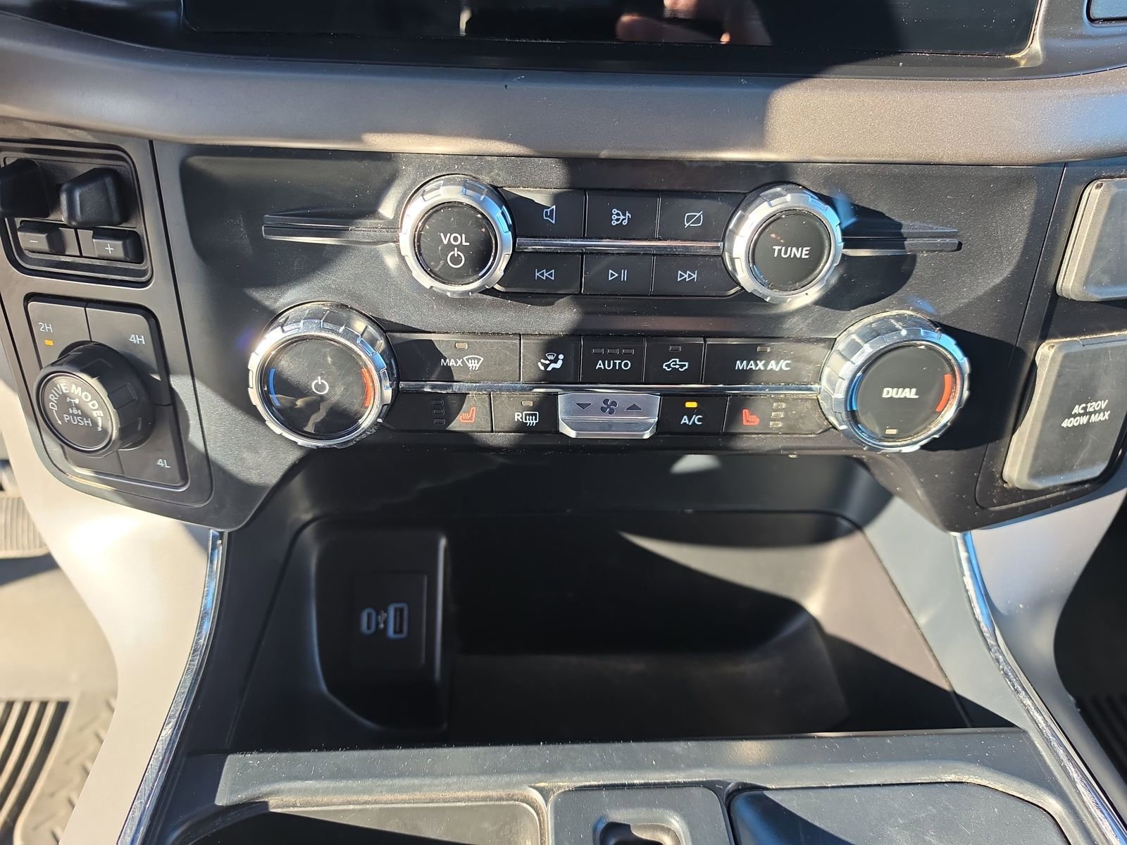 Used 2024 Ford F150 XLT w/ Equipment Group 302A MID image 13