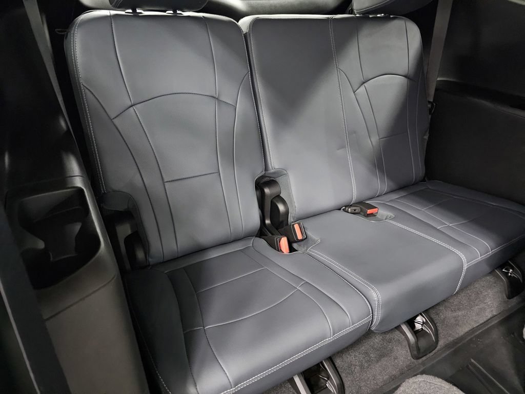 Used 2019 Buick Enclave Essence w/ Trailering Package, 5000 lbs. FWD image 25