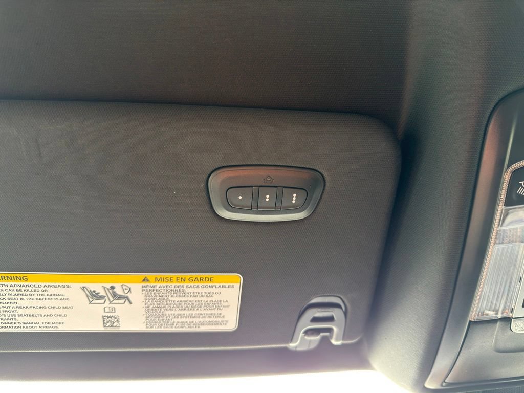 Used 2025 RAM 1500 Laramie w/ Sport Appearance Package AWD/4WD image 27